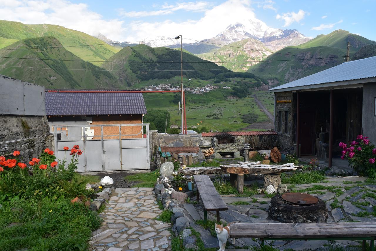 Qusha Guesthouse Meeting In The Mountains And Views Stepancminda Exteriér fotografie