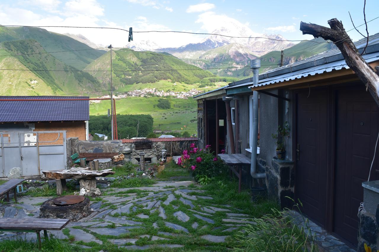 Qusha Guesthouse Meeting In The Mountains And Views Stepancminda Exteriér fotografie