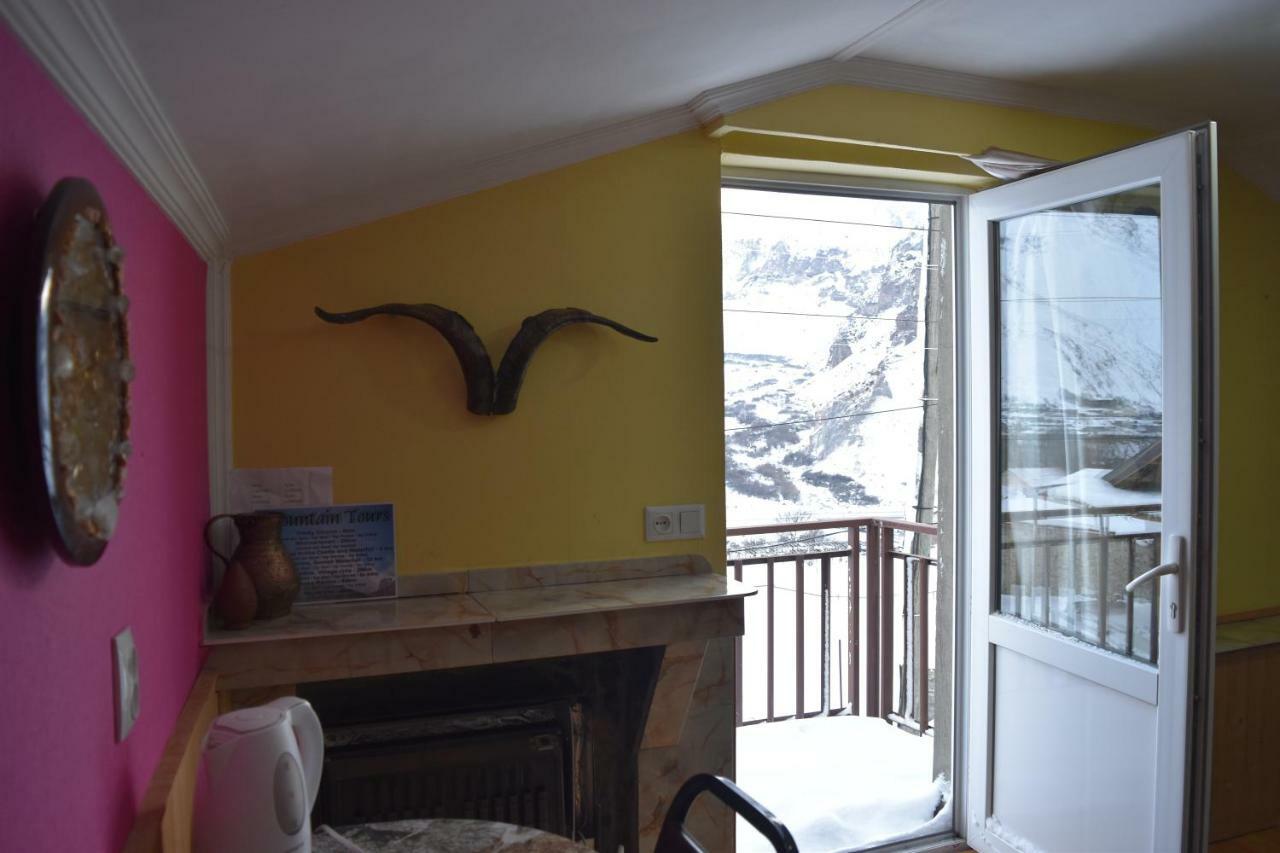 Qusha Guesthouse Meeting In The Mountains And Views Stepancminda Exteriér fotografie